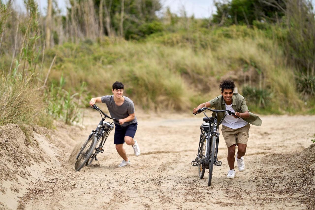 Camping Campo Dei Fiori Vada Ngoại thất bức ảnh
